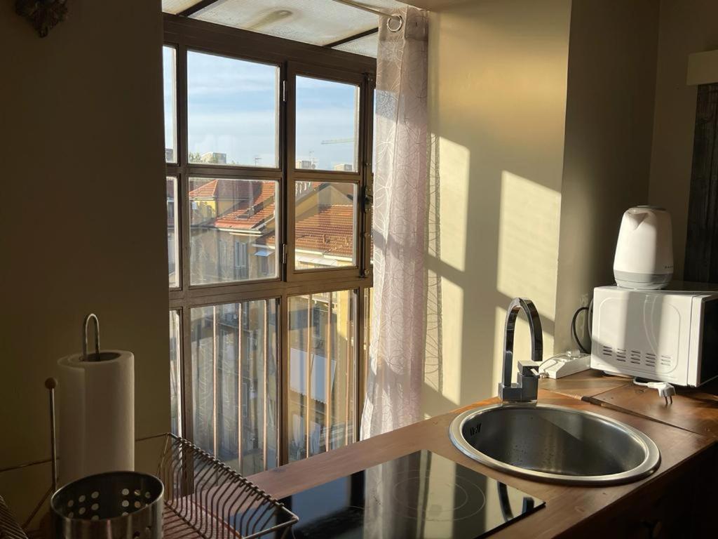 Le Finestre Sulla Mole Apartment Торино Екстериор снимка