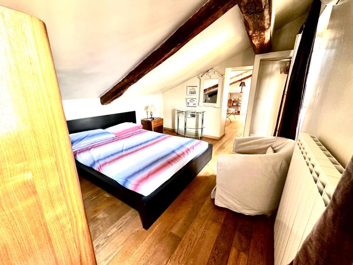 Le Finestre Sulla Mole Apartment Торино Екстериор снимка