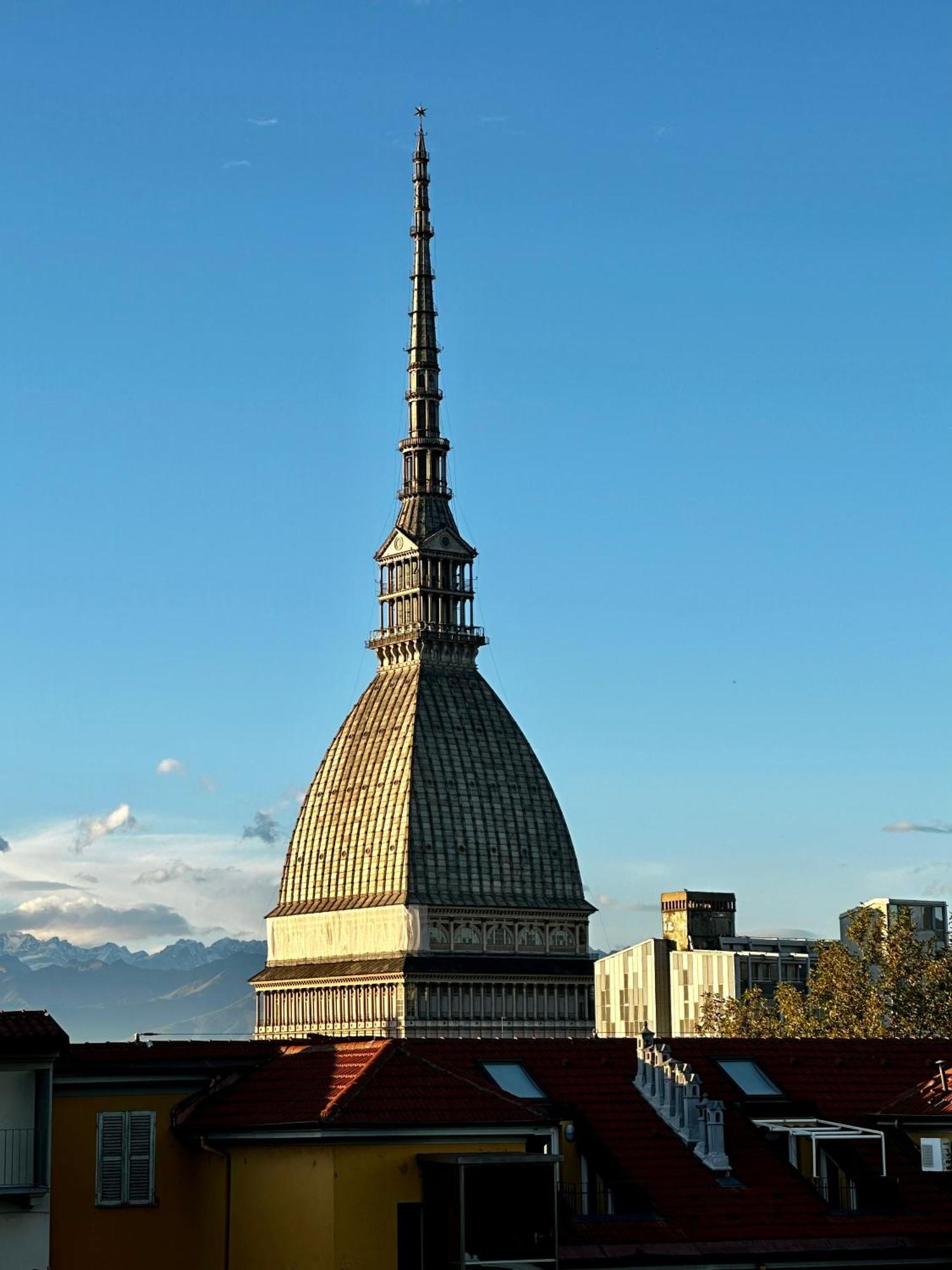 Le Finestre Sulla Mole Apartment Торино Екстериор снимка